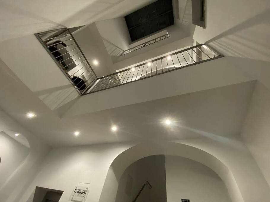 Rodrigo De Triana Primero A Appartement *